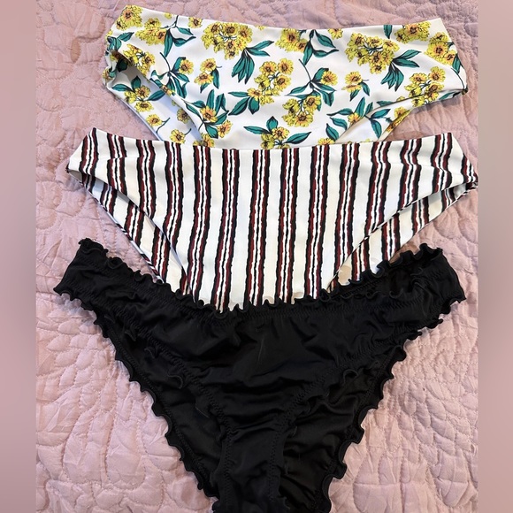 Lot of Bikinis and Bottoms - Picture 6 of 12